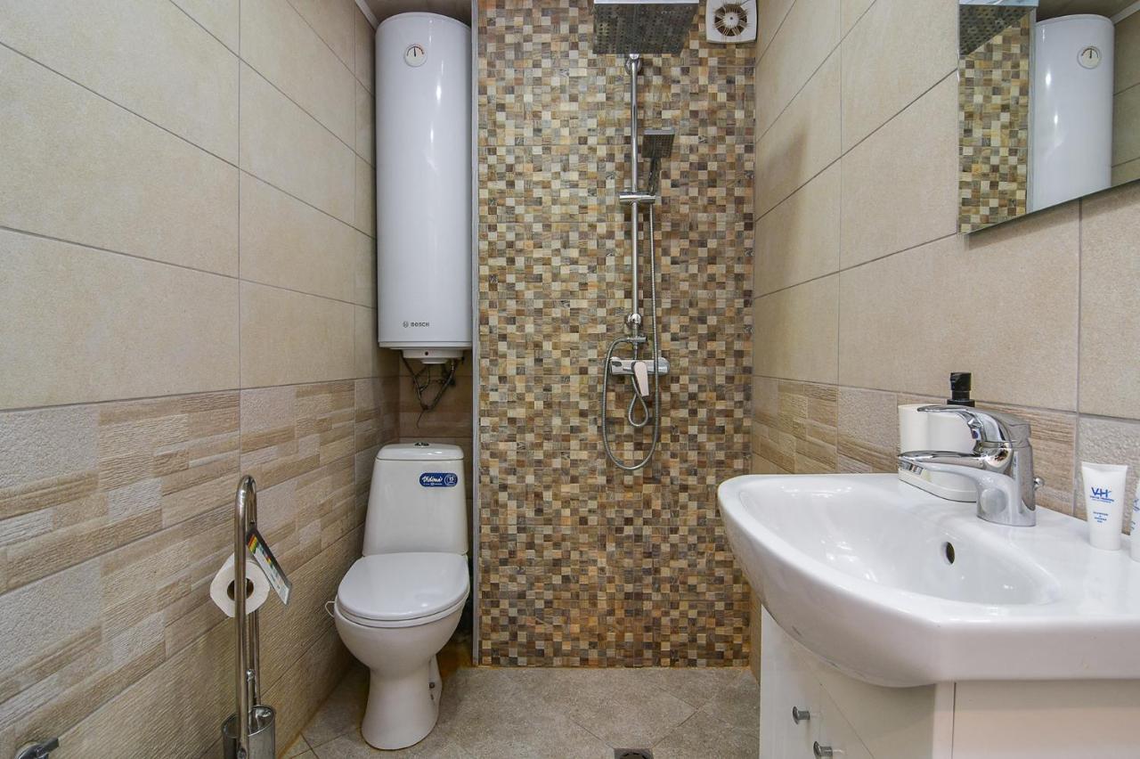 Small Studio On Budget In The Heart Of City ヴァルナ エクステリア 写真